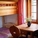 Casa de Férias Historisches Baderhaus Mit Eigenem Saunauhaus Roding