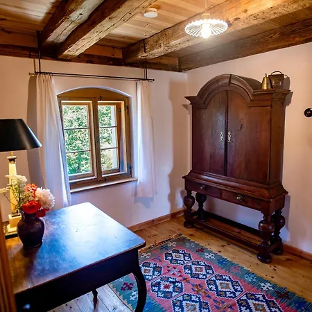 Historisches Baderhaus Mit Eigenem Saunauhaus Roding